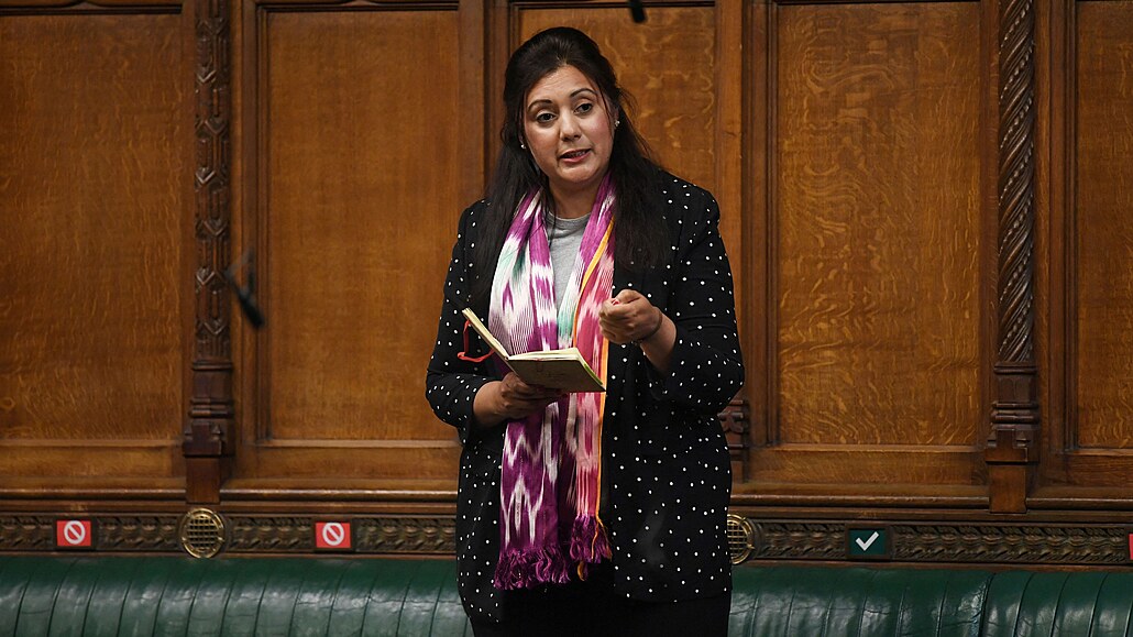 Britská poslankyně Nusrat Ghaniová v parlamentu (12. března 2021)