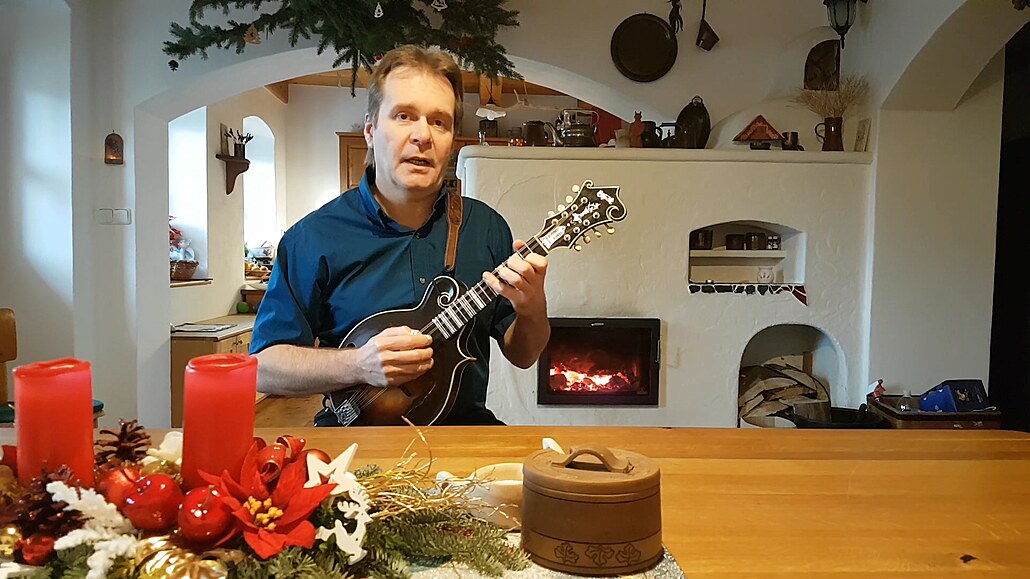 S mandolínou dobyl Ameriku a dal jméno nové technice Zenkl style - iDNES.cz