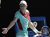 Kanaďan Denis Shapovalov se diví ve čtvrtfinále Australian Open.