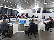 Vrchní diplomaté států G7 projednávají krizi na Ukrajině. (12. prosince 2021)
