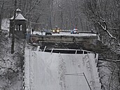 V americkém Pittsburghu se zřítil silniční most. (28. ledna 2022)
