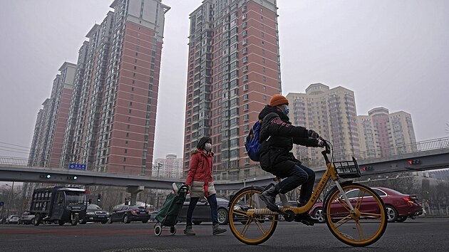 Čína nařídila testování dvěma milionům obyvatel pekingské čtvrti Feng-tchaj...