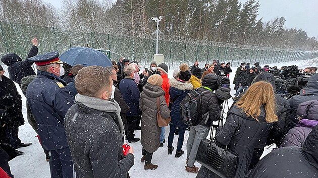 Ministr vnitra Vt Rakuan na sv prvn zahranin cest v Litv. S kolegy z EU eil migran krizi. (21. ledna 2022)