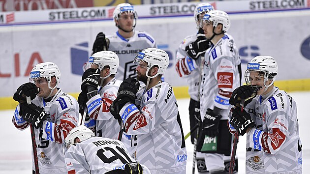 Utkn 47. kola hokejov extraligy: HC Vtkovice Ridera - HC Energie Karlovy Vary. Hri Karlovch Var po skonen zpasu