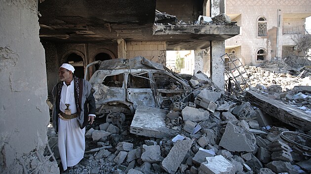 Koalice vedená Saúdskou Arábií zintenzivnila nálety v Jemenu, pobořily město San’á. (18. ledna 2022)