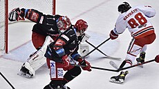 Utkání 57. kola hokejové extraligy: HC Ocelái Tinec - HC Olomouc. Zleva...