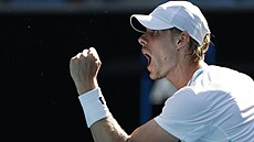 Kanaan Denis Shapovalov se hecuje v osmifinále Australian Open.