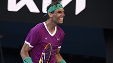 panl Rafael Nadal slaví postup do semifinále Australian Open.