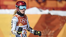 eská lyaka Ester Ledecká v cíli olympijského superobího slalomu, ve kterém...