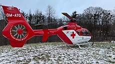 Vrtulník moravskoslezské Zdravotnické záchranné služby. (21. ledna 2022)