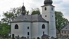 Kostel sv. Jií a Martina v Martínkovicích na Broumovsku