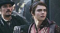 Záb�r ze seriálu Carnival Row s Orlandem Bloomem v hlavní roli.