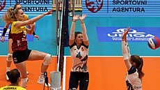 Liberecká bloka�ka Kate�ina Kohoutová posílá mí� na stranu ostravských soupe�ek.