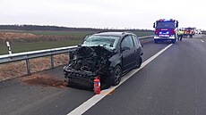Hromadná nehoda ve tvrtek ráno blokovala dálnici D52 ped Brnem.