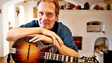 Radim Zenkl patí k nejlepím hrám na mandolínu. Pochází z Opavy, v lét 1989...