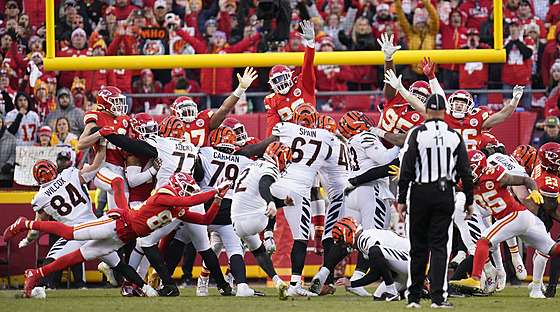 Momentka z duelu Kansas City Chiefs - Cincinnati Bengals.