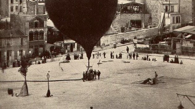 Příprava balonu ke startu z obležené Paříže za války 1870/71