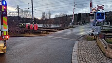 Osobní vlak srazil mezi Dob�ichovicemi a �evnicemi dívku, zran�ním...
