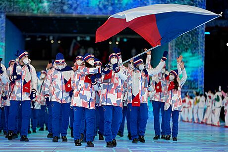 Slavnostní zahájení XXIV. zimních olympijských her.  Vlajkonoi eské výpravy...