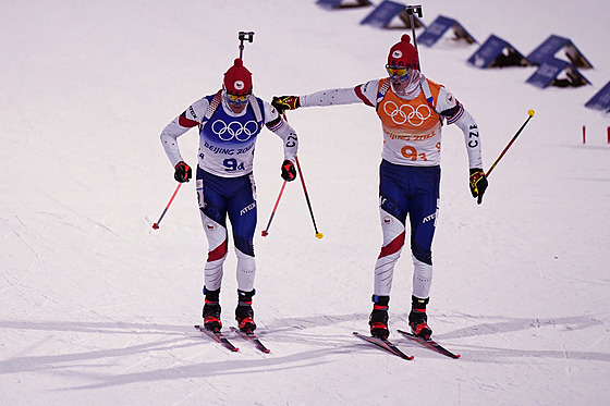 Probíhající závod biatlonist v Pekingu 2022. ech Mikulá Karlík pedává...