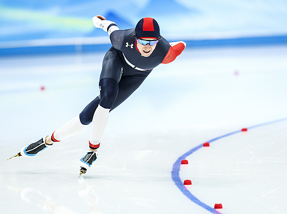 Martina Sáblíková na tíkilometrové trati na olympijských hrách v Pekingu. 