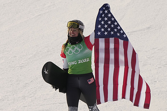 Lindsey Jacobellisová vyhrála snowboardcross en a získala první zlatou medaili...