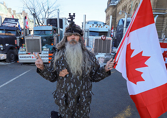 V Kanad pokraují protesty idi nákladních aut proti covidovým omezením. (7....