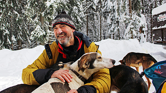 Musher Jií Vondrák zapáhl do saní i nováky.