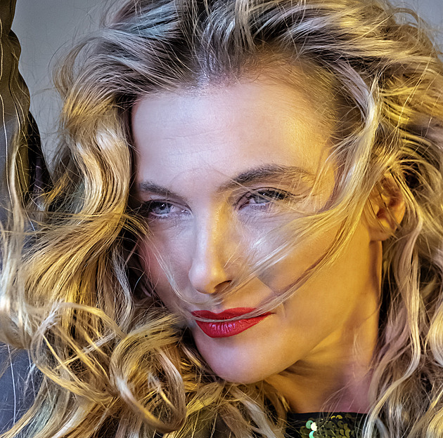 Antidepresiva byla jediným řešením, popsala zpěvačka Iva Frühlingová