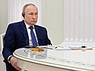Ruský prezident Vladimir Putin na jednání s francouzským prezidentem Emmanuelem...