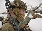 Ukrajinský voják na front v Luhanské oblasti (7. února 2022)