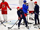 Trénink eské hokejové reprezentace na OH v Pekingu 2022. Filip Peán a jeho...