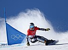 Ester Ledecká bhem kvalifikace paralelního obího slalomu na olympijských...
