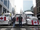 V kanadské Ottaw pokrauje protest idi kamion proti koronavirovým...