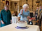 Britská královna Albta II. slaví sedmdesát let od nástupu na trn. (5. února...