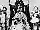Královna Albta II. bhem korunovace (Londýn, 2. ervna 1953)