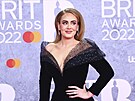 Adele na Brit Awards (Londýn, 8. února 2022)
