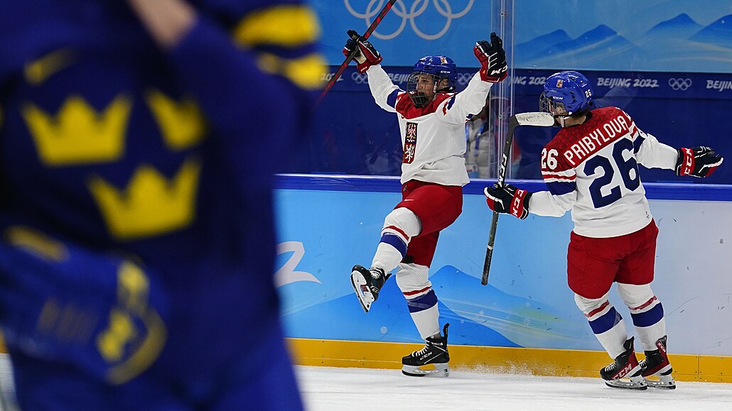 �eské hokejistky na olympijských hrách v Pekingu p�i druhém vystoupení v...