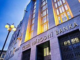 Výb�r uzavírá �matka bank� - �eská národní banka (�NB), která na finan�ními...