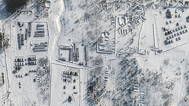 Satelitn snmek pozen ukazuje vcvikov prostor Pogonovo pobl Vorone v zpadnm Rusku. (26. ledna 2022)