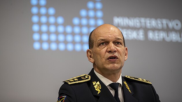 Ministr vnitra Vít Rakušan potvrdil jmenování současného náměstka policejního prezidenta Martina Vondráška policejním prezidentem. (1. února 2022)