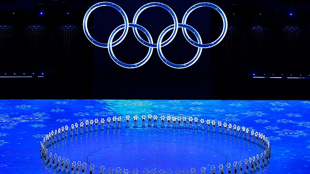 XXIV. zimn olympida probh od 4. do 20. nora 2022 v nskm Pekingu a okolnch prefekturch. Ve 13:00 hodin SE zaal v Ptam hnzd zahajovac ceremonil. (4. nora 2022)