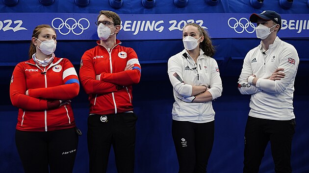 esk manelsk curlingov dvojice Paulovi v Pekingu 2022. (5. nora 2022)