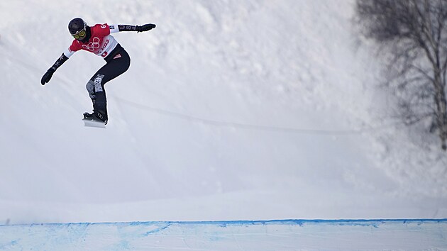 Lindsey Jacobellisov vyhrla snowboardcross en a zskala prvn zlatou medaili pro USA na olympijskch hrch v Pekingu 2022. (9. nora 2022)