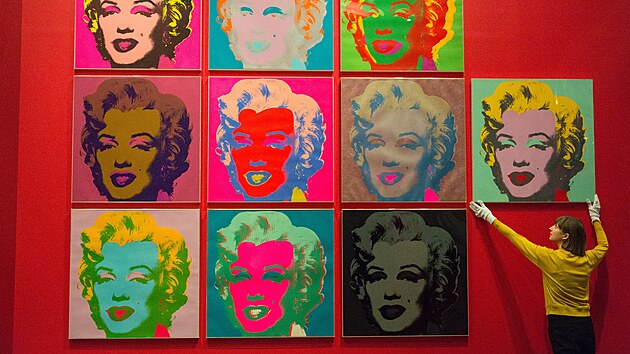 Oříšek. U děl Andyho Warhola bývá obtížné posoudit,
zda jde o originál, nebo kopii.
