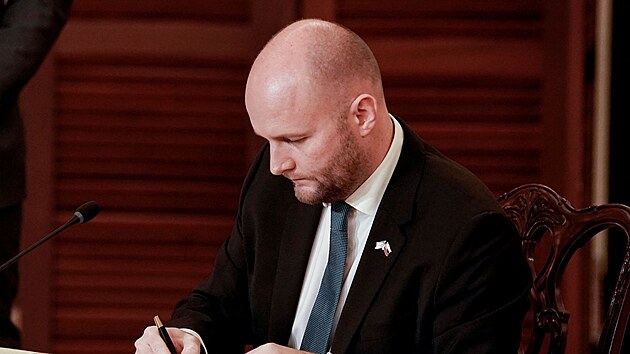 Slovensk ministr obrany Jaroslav Na (na snmku) a americk ministr zahrani Antony Blinken podepsali mezivldn dohodu o obrann spoluprci. (3. nora 2022)