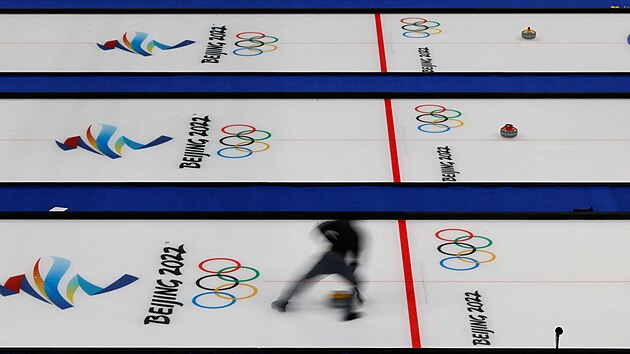 Momentka z curlingové haly v Pekingu před startem olympijských her.