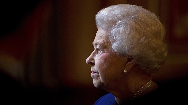 Královna Alžběta II. (Londýn, 18. prosince 2012)
