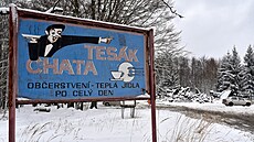 Oblíbenou chatu Tesák v Hostýnských vrích zniil poár. (únor 2022)