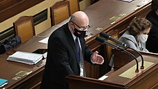 Ministr zdravotnictví Vlastimil Válek ekl poslancm, e rozhodnutí Nejvyího...
